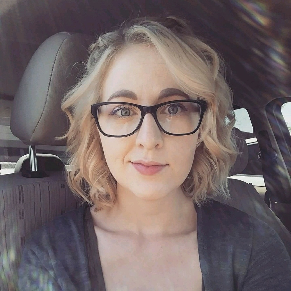 Meet your Posher, Megan